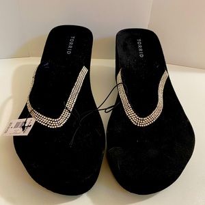 Black sparkly platform sandals